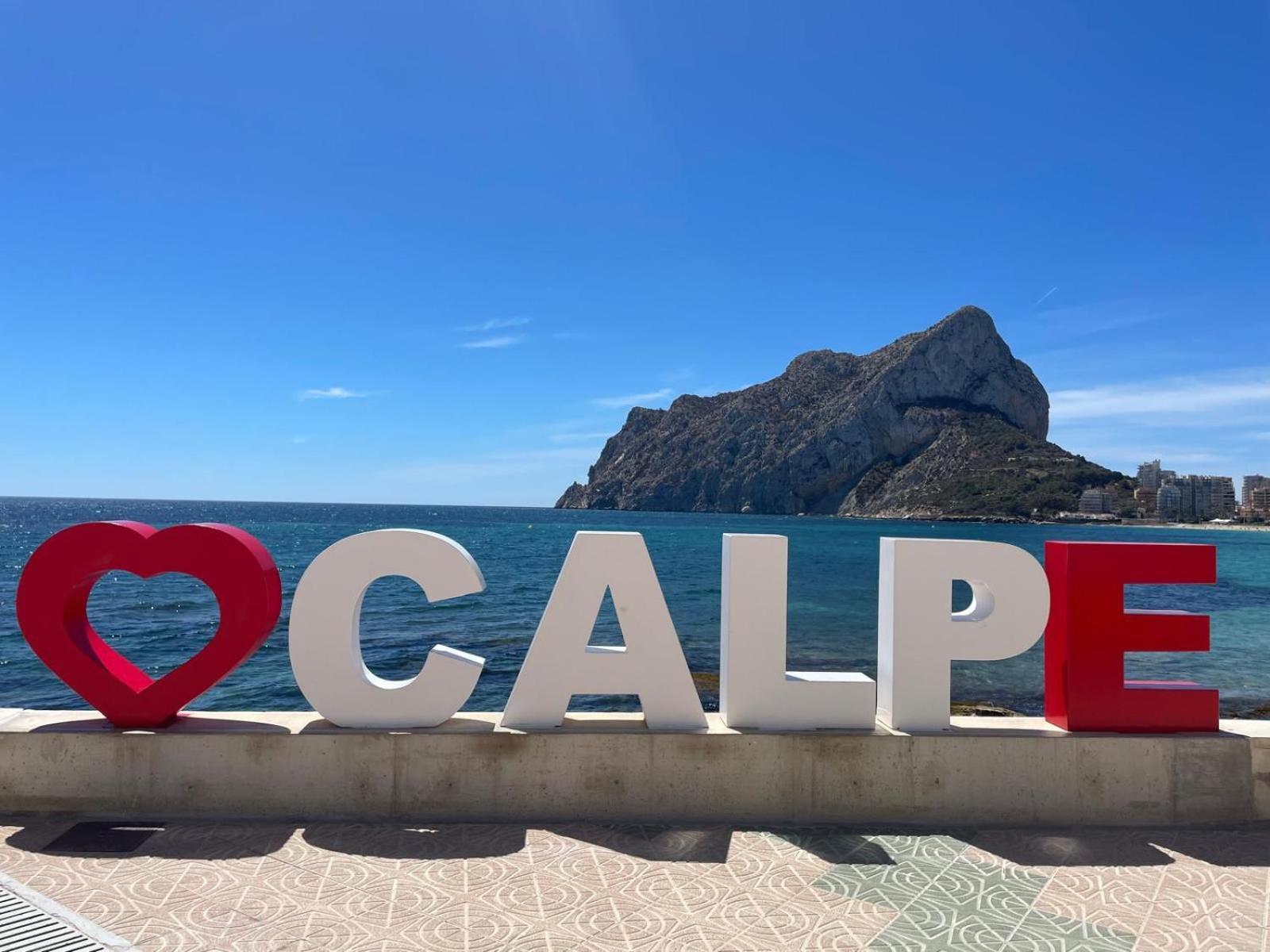 Eerstelijns Appartement Vive Cada Momento Zeezicht En Pal Aan De Boulevard En Strand Calpe, Toplocatie Exterior photo